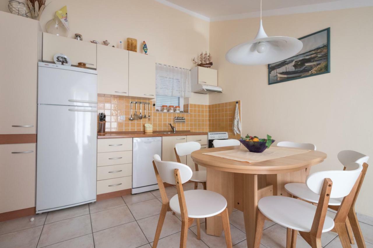 Apartman Nena Turanj Extérieur photo