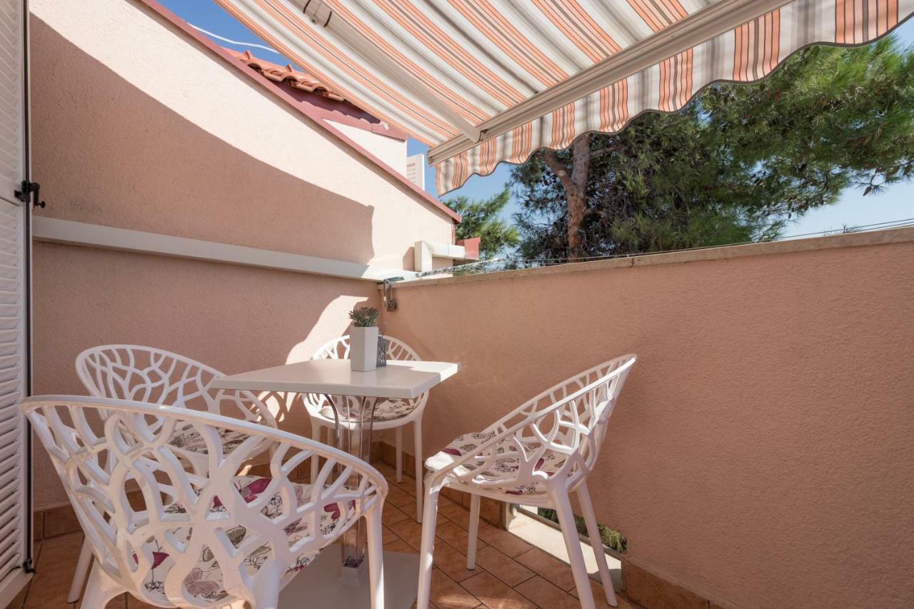 Apartman Nena Turanj Extérieur photo